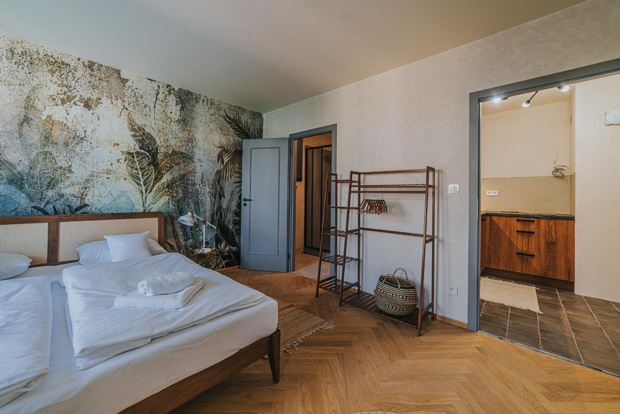 Bohemian Experience Aparthotel ปราก ภายนอก รูปภาพ