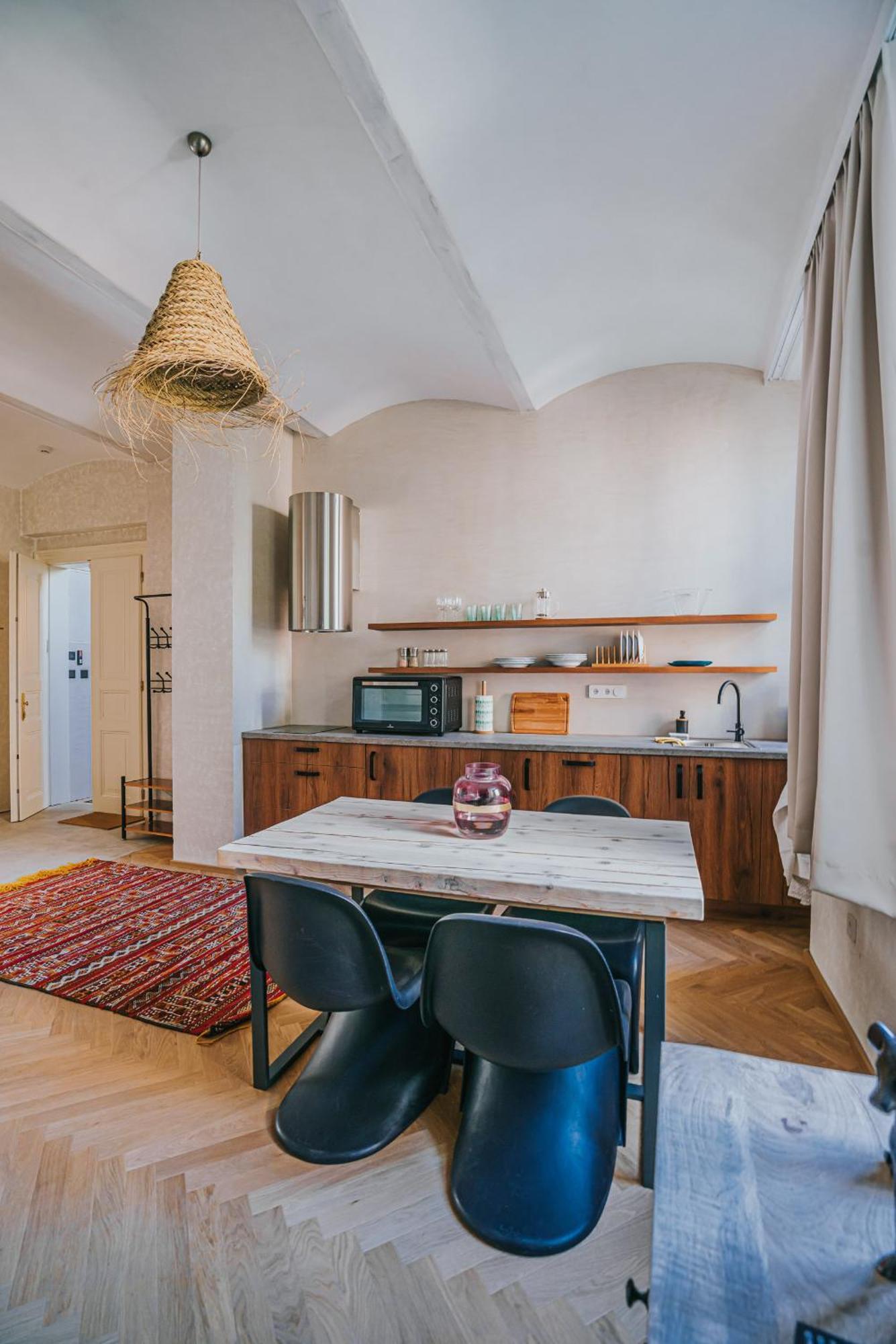 Bohemian Experience Aparthotel ปราก ภายนอก รูปภาพ